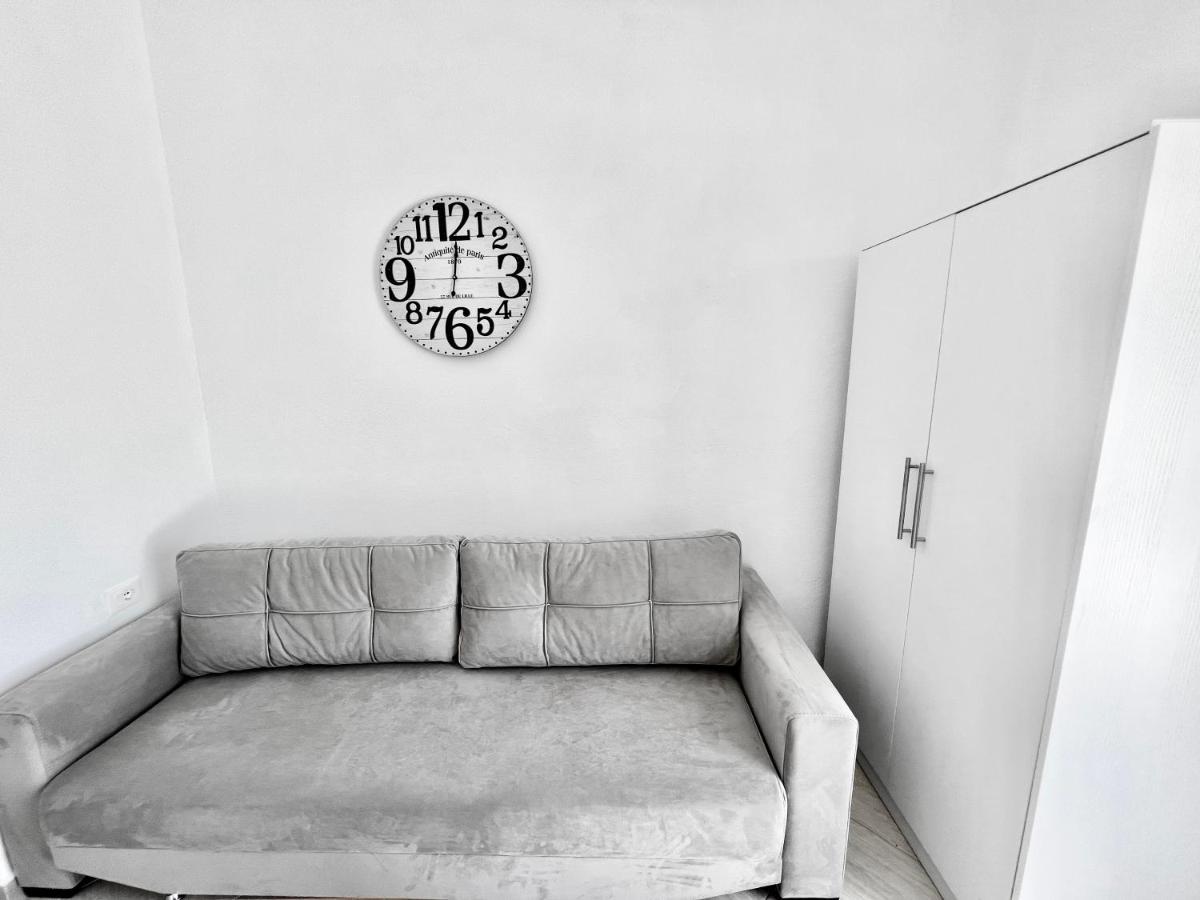 Apartmán Propery Under Renovation Sarandë Exteriér fotografie