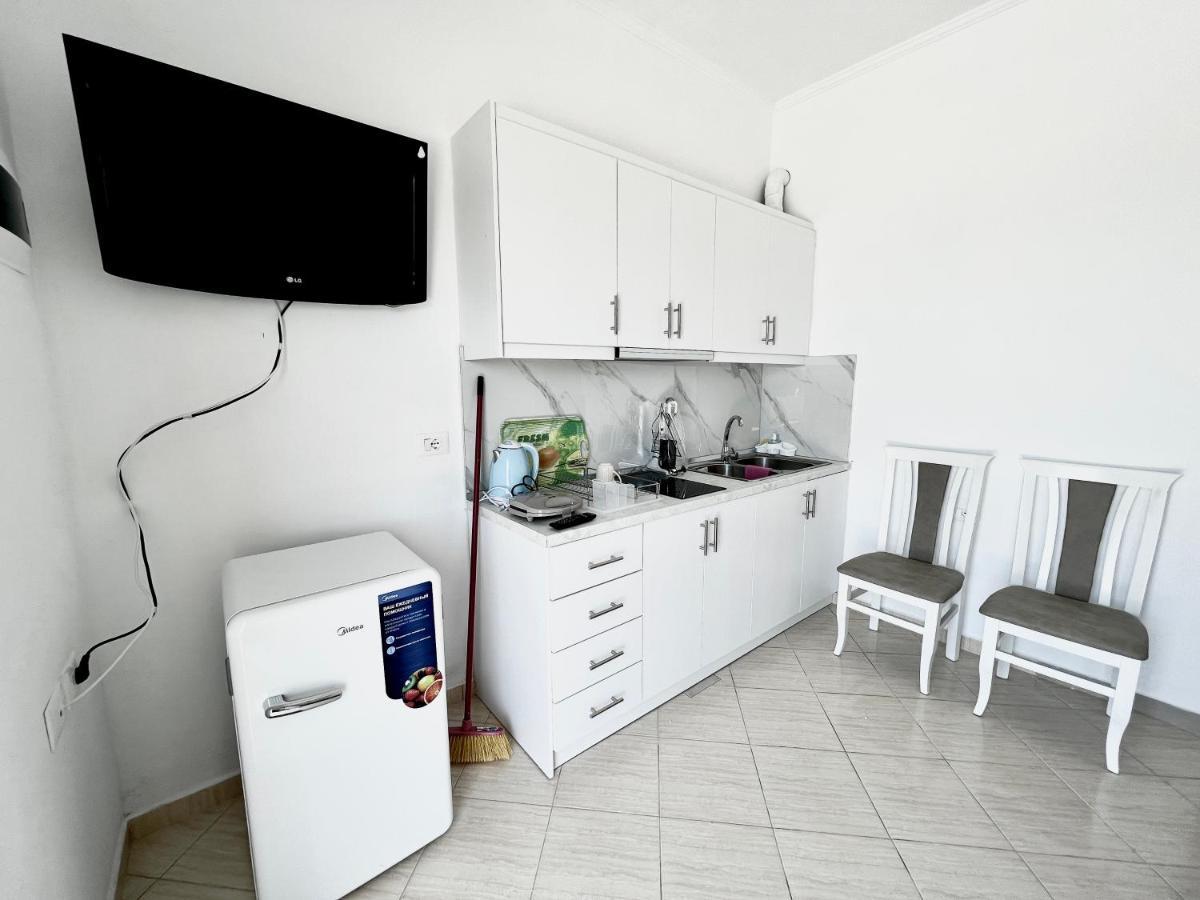 Apartmán Propery Under Renovation Sarandë Exteriér fotografie