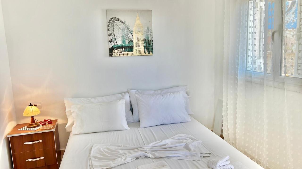 Apartmán Propery Under Renovation Sarandë Pokoj fotografie