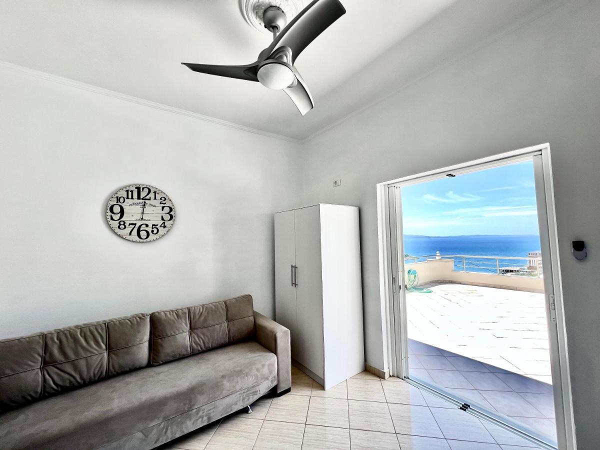 Apartmán Propery Under Renovation Sarandë Exteriér fotografie