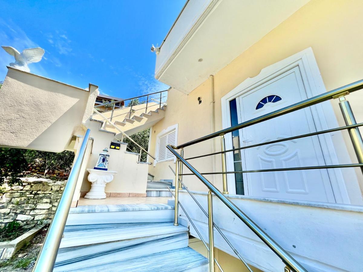 Apartmán Propery Under Renovation Sarandë Exteriér fotografie